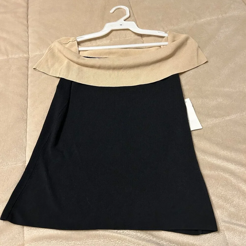 Cyrus Black and Beige Sleeveless  NWT Stretch Droop Neckline Top - Picture 3 of 7
